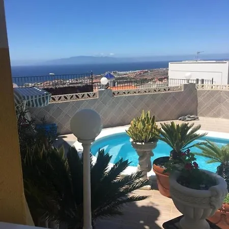 Vila Lucia Roque Del